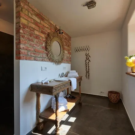 1604 Apartment *