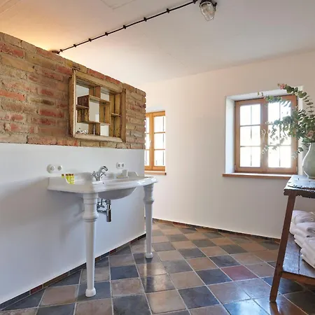 1604 Apartment Übersee