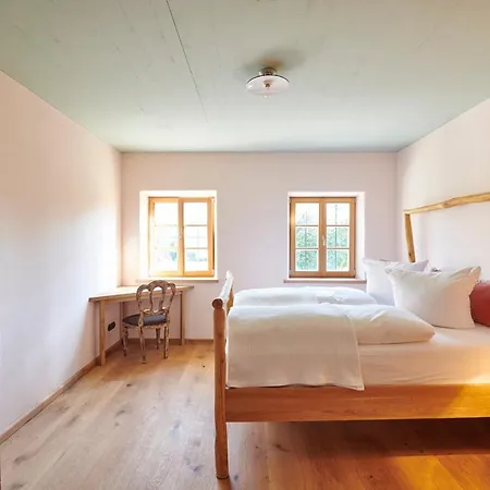1604 Apartment